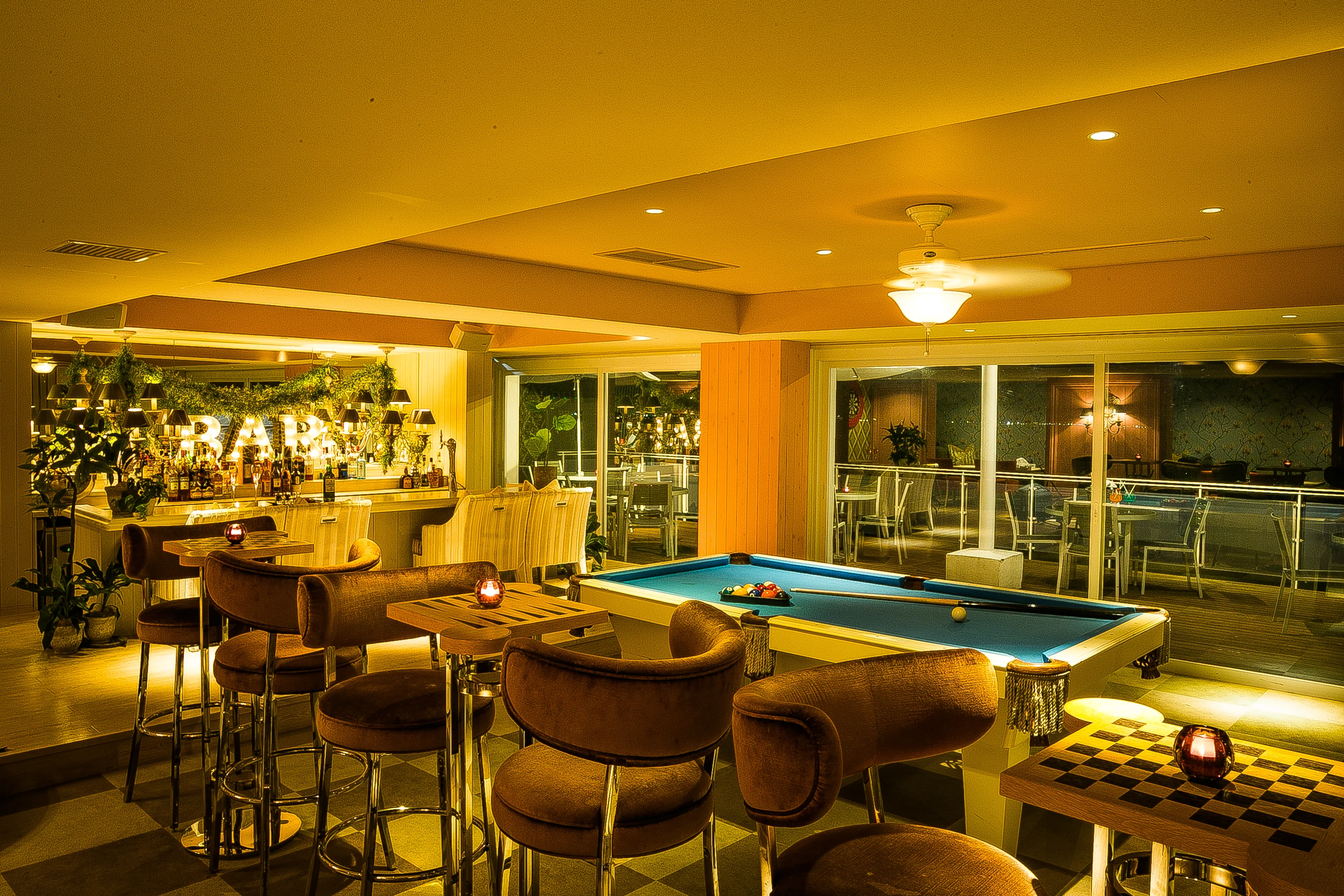 bar & game